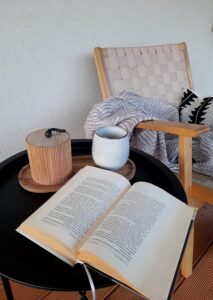 Create the Perfect Cosy Reading Nook in Your Home